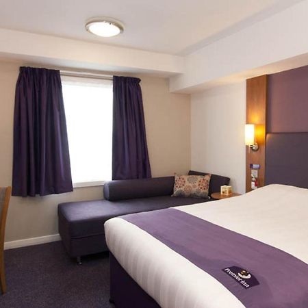 Premier Inn Dundee West Kültér fotó