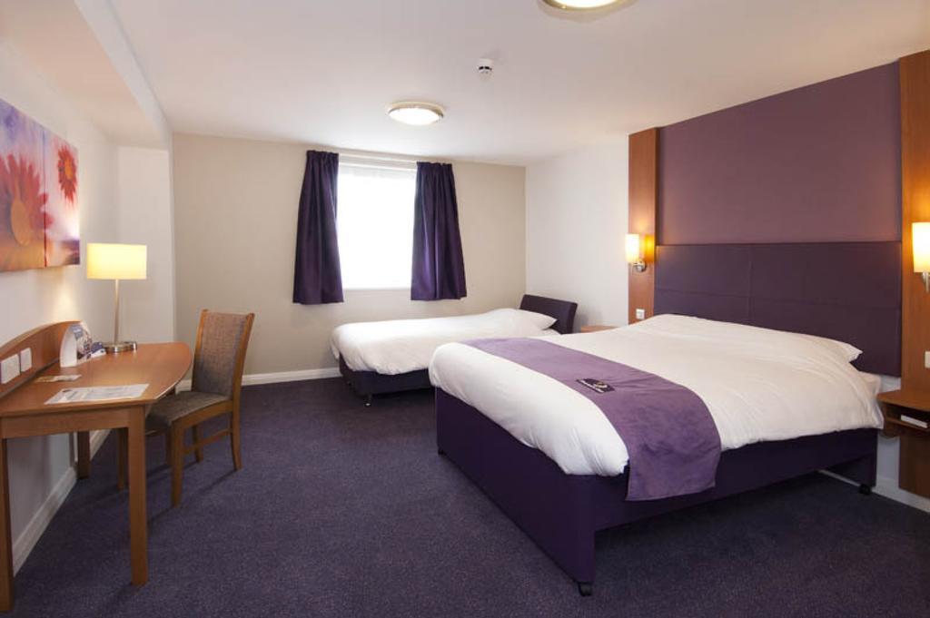 Premier Inn Dundee West Szoba fotó